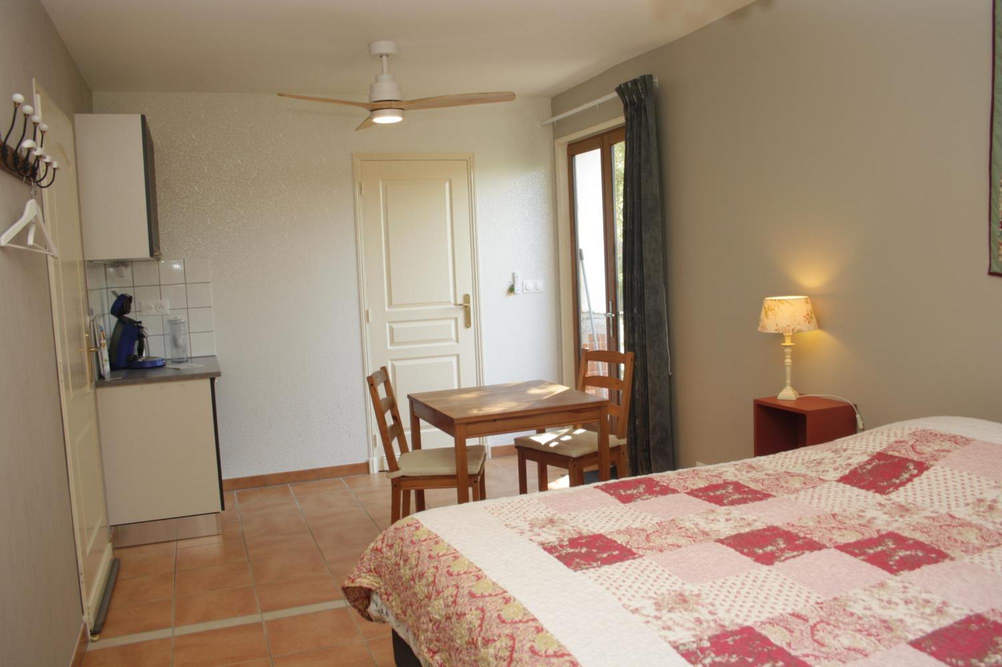 Bed and Breakfast Repos Chez Margot Fajoles Exterior foto
